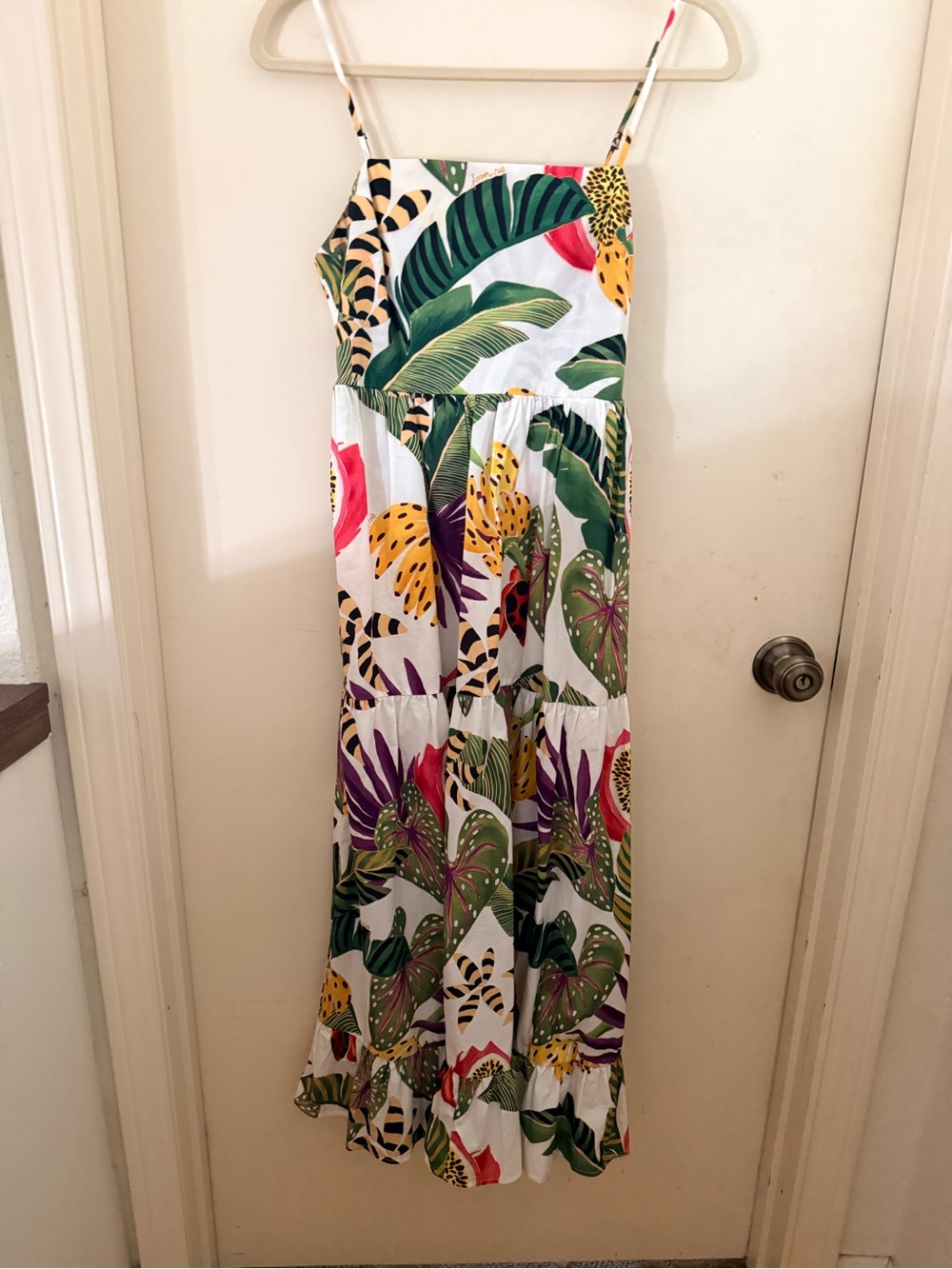 NWOT - FarmRio Size S Tropical Print Spaghetti Strap Maxi Dress - White Multi
